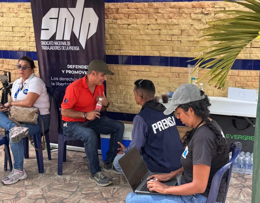 Centro de conectividad para periodistas en La Guaira busca garantizar la cobertura informativa tras los sismos