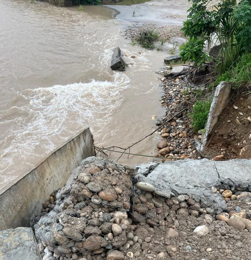 Inundaciones en Apure: deterioro del puente sobre el río Sarare amenaza con dejar incomunicadas a dos parroquias