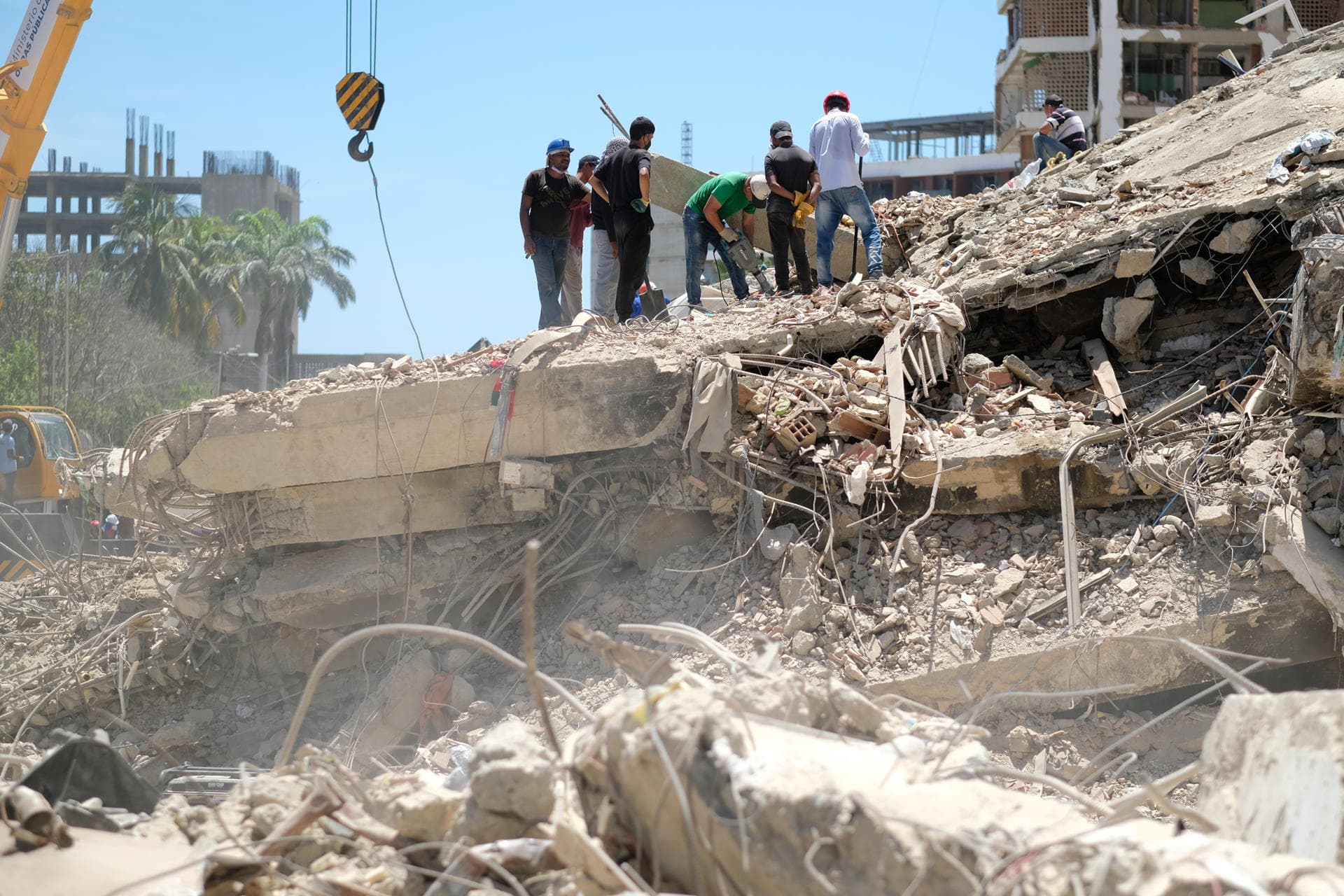 Llega más ayuda a Venezuela, pero persisten los desafíos en zonas devastadas