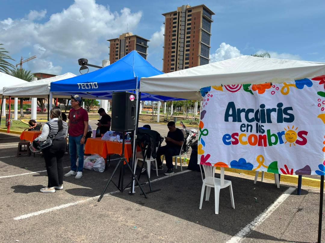 Movimiento Arcoíris de Escombros brinda contención psicosocial a niños afectados por sismos