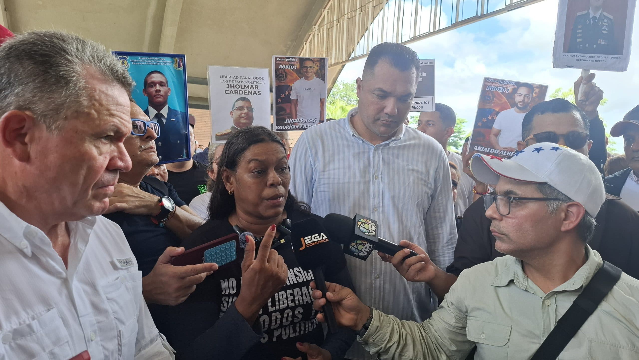 Excarcelados y familiares de presos políticos inician en Guayana una “ruta por la libertad”