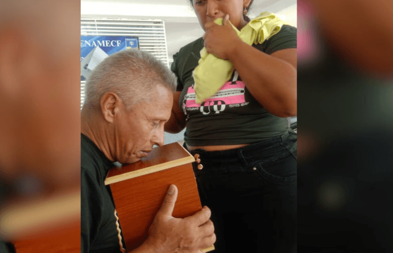 Familiares encuentran el cuerpo de Amir en la morgue de Bello Monte luego de tres semanas de dolorosa búsqueda